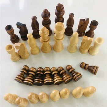 16pcs Дървени шахматни фигури Височина на краля 64mm Шахматисти Международен шахматен комплект Шахматна игра Колекция от шахматни игри Аксесоари за настолни игри