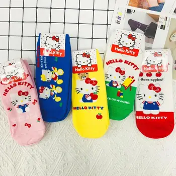 Kawaii Сладурана Sanrio Hello Kitty Bowknot Чорапи Средна тръба Множество опции Удобни Ins сладко момиче коледен подарък за деца